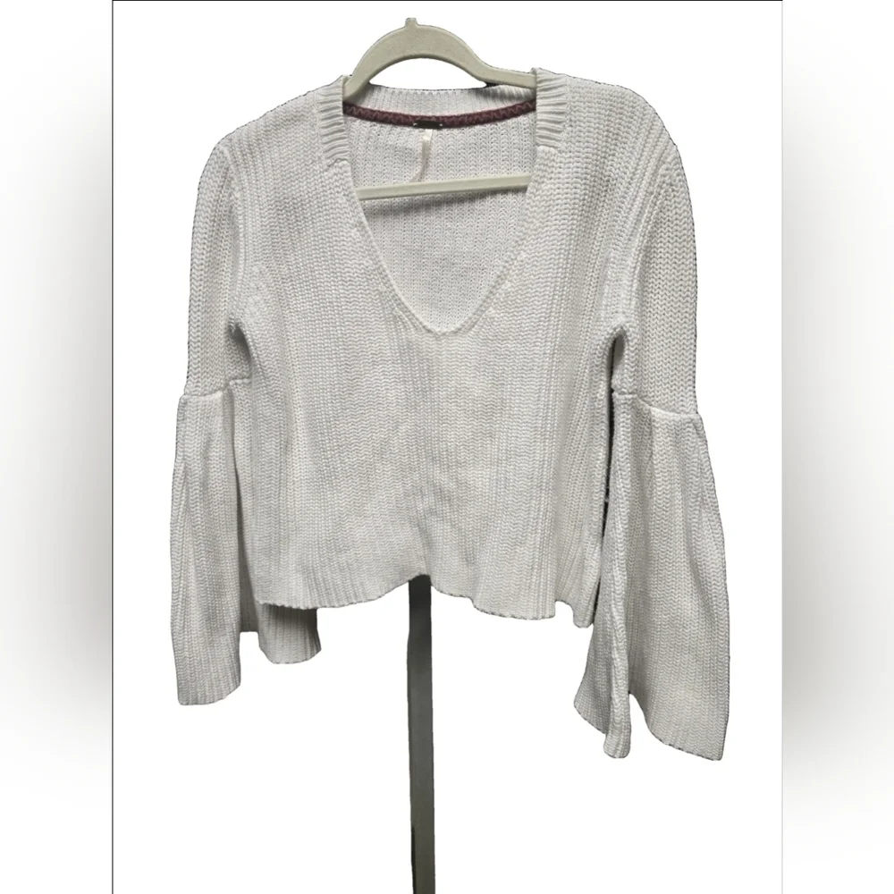 Free People Damsel Bell Sleeve Sweater white Size Medium